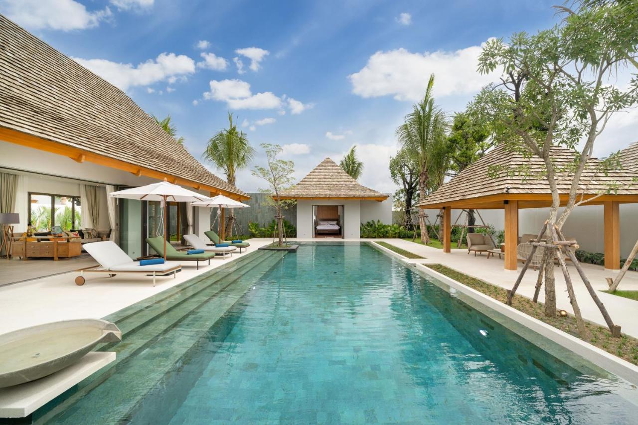 Spacious Mansion 4BR Villa Anchan V20 with 15m Private Pool in Gated Residence - Chambres d’hôtes