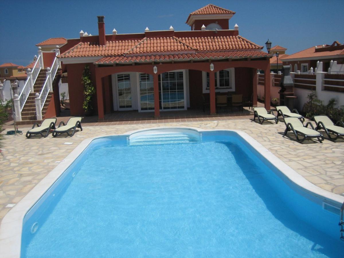 B&B Caleta de Fuste - Verano Brisa Private Golf Villa - Bed and Breakfast Caleta de Fuste