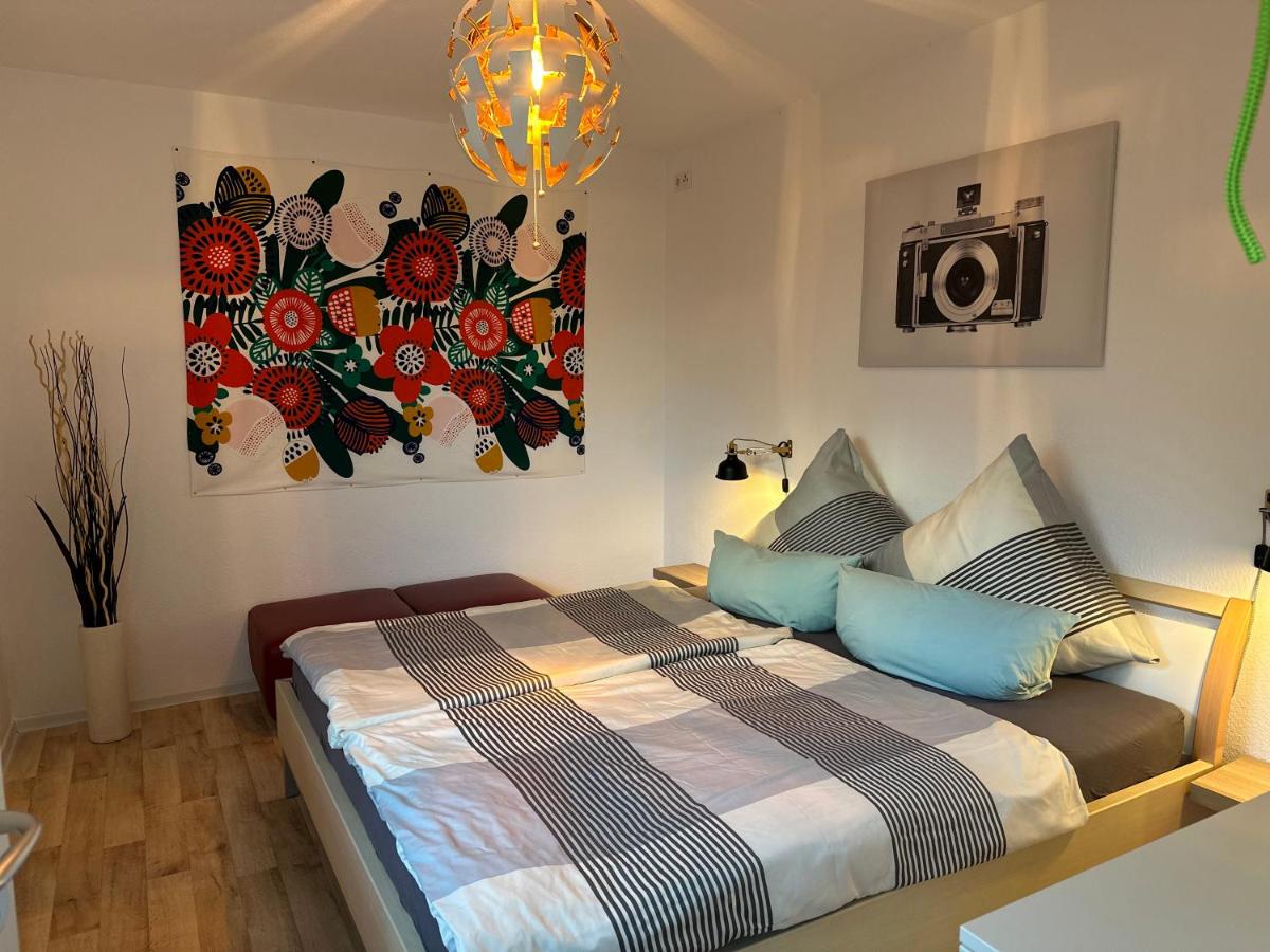 B&B Wülfrath - Moderne Ferienwohnung mit Retro-Charme - Bed and Breakfast Wülfrath