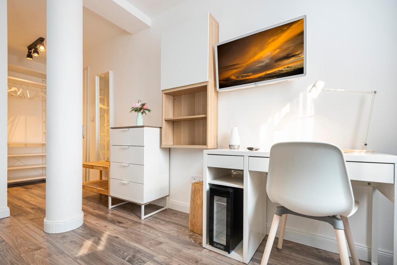 Twin Room with Bathroom