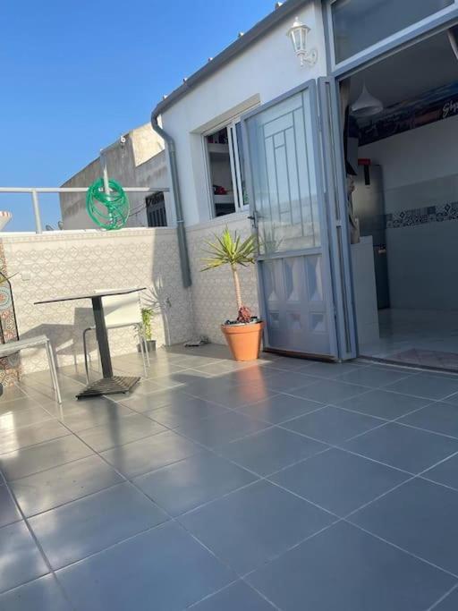 Appartement- Terrasse sublime - Bed and Breakfast
