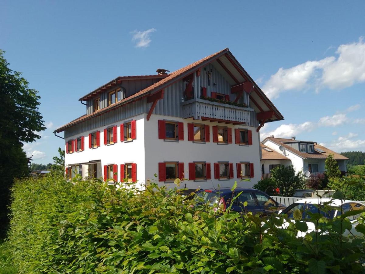 B&B Lindenberg im Allgäu - Gästehaus Grath - Bed and Breakfast Lindenberg im Allgäu