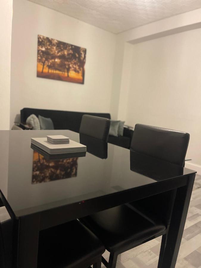 B&B London - 2 Bed Apartment in Lambeth - Bed and Breakfast London