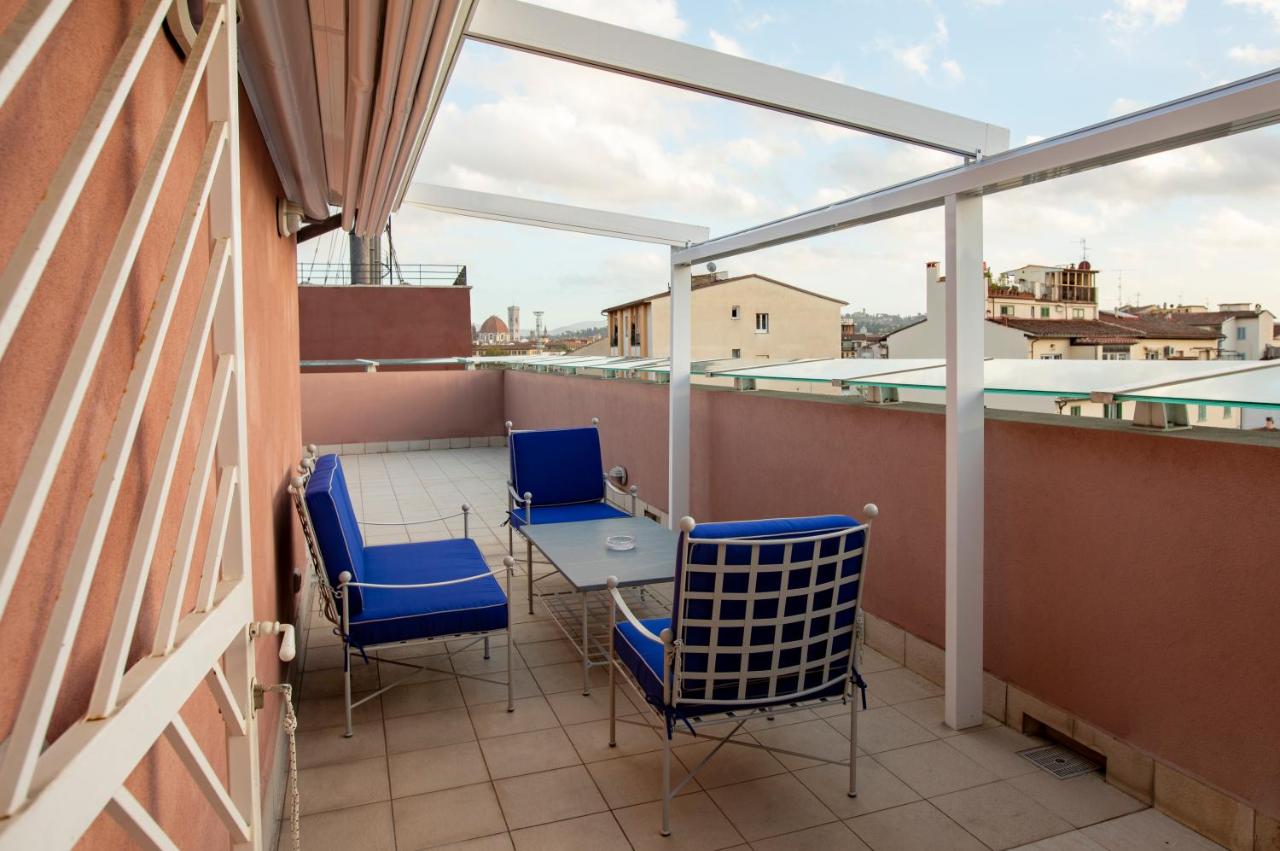 Appartamento Iris -Due ampie terrazze vista Duomo - B&B Firenze