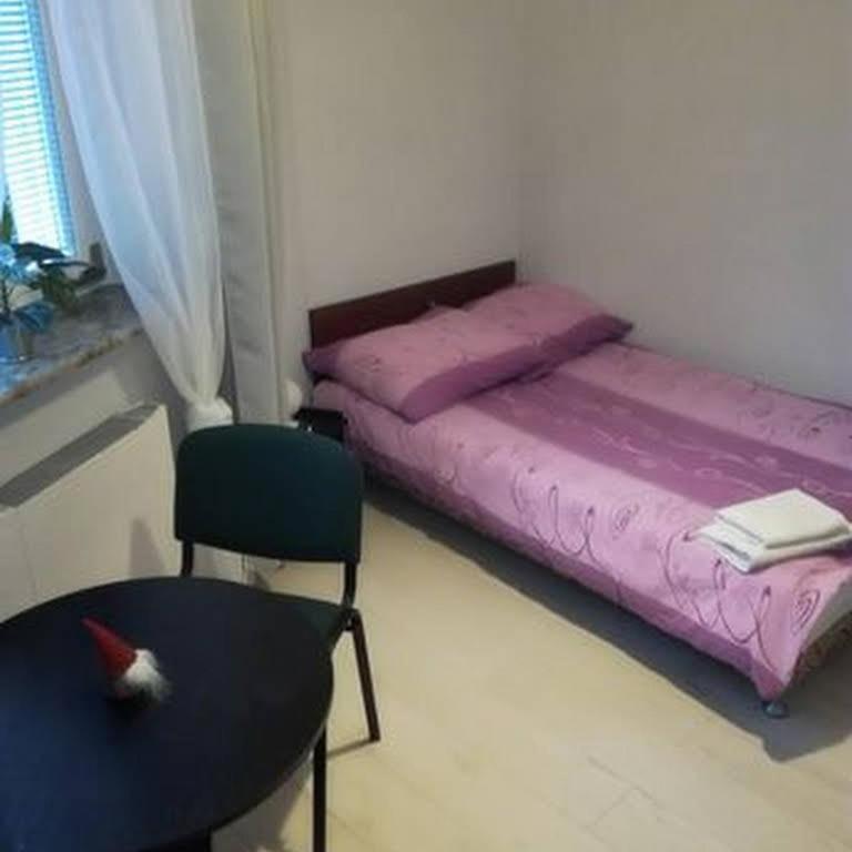 Small Single Room