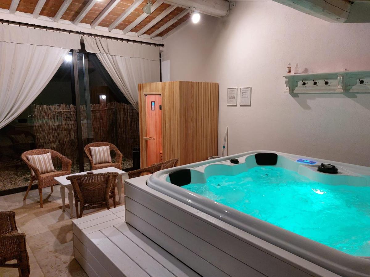 B&B Montegabbro - Residenza Porta Rossa con spa privata - Bed and Breakfast Montegabbro