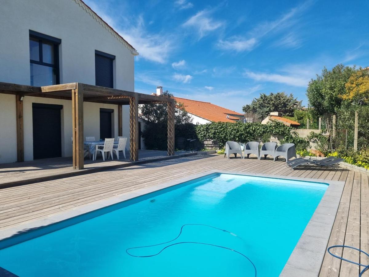 Bel appartement avec piscine privative à 150m de la plage 6 couchages - B&B