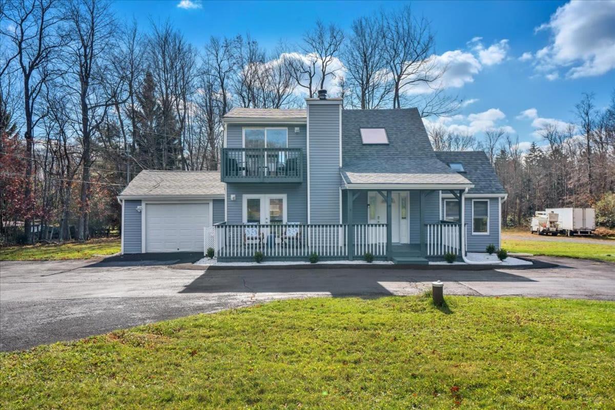 Heart of Pocono Mtn 3bd 2ba Gameroom Pocono Raceway - B&B