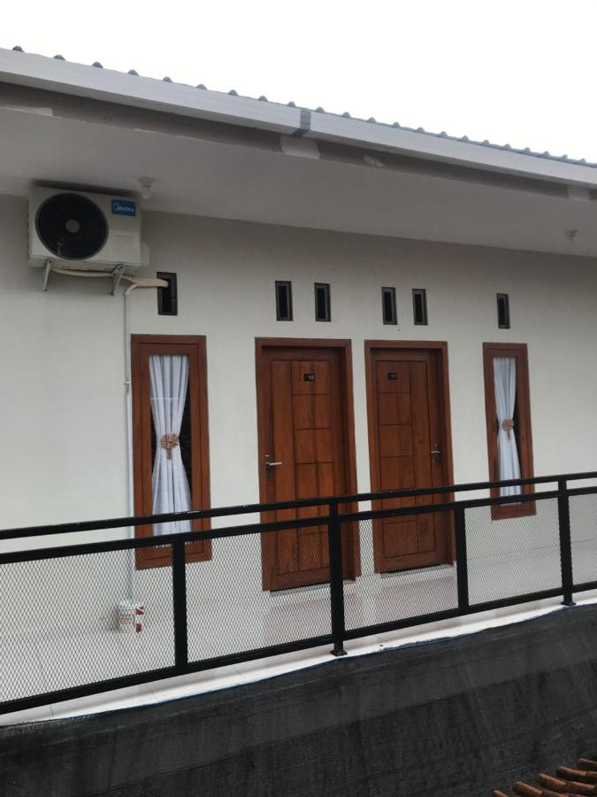 Kost & Homestay Fafa Banyuwangi - Ferienwohnung