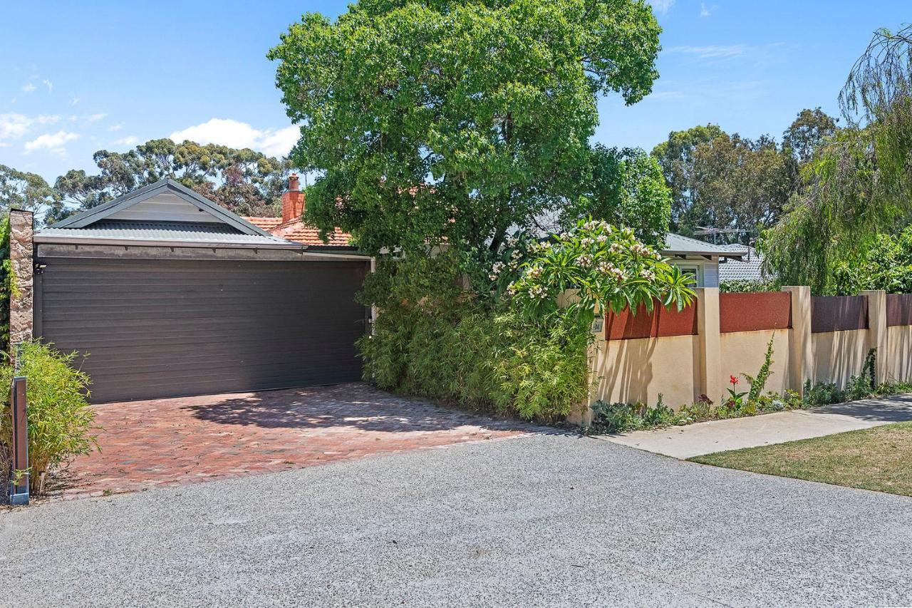 Cottage Gem - 2br Parkside Retreat - B&B Bicton