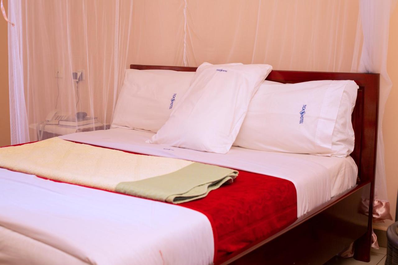 B&B Kampala - The Tick Hotel - Bed and Breakfast Kampala