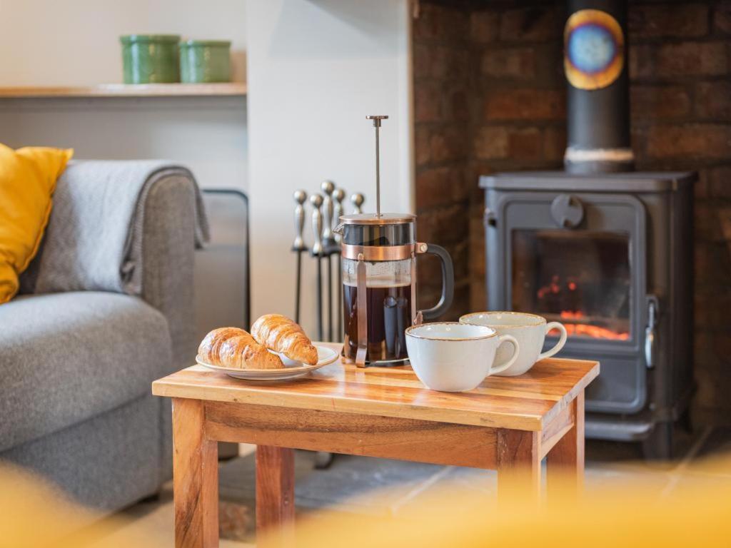 3 Bed in Ulverston oc-sz549 - Chambres d'hôtes Backbarrow