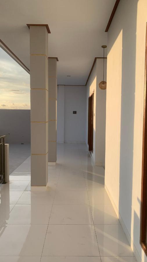 The Lima Home Stay in Canggu - B&B Canggu