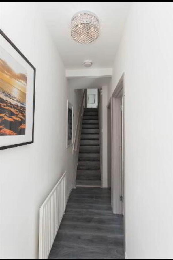 House @ Queens University - B&B