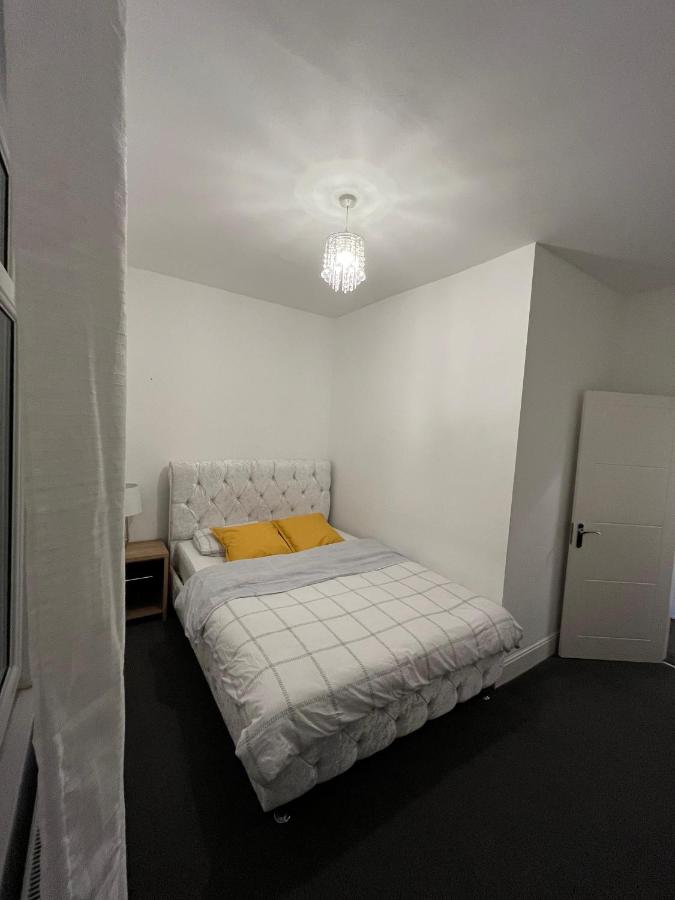 B&B Hartlepool - Two bedroom House in central Hartlepool - Bed and Breakfast Hartlepool