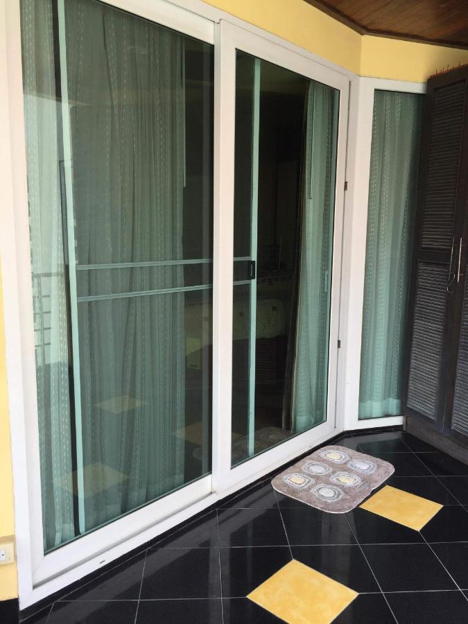 Jomtien Plaza Residence B408 By Mr.Kiss - Chambres d’hôtes