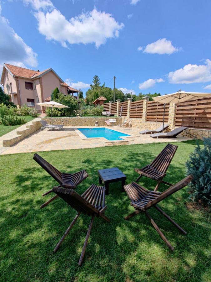 Vila Ana - B&B Ralja