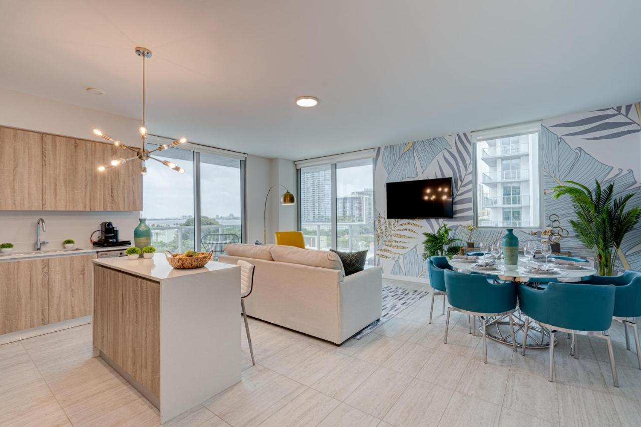 3900-717AS DESIGN DISTRICT, CONDO 2 BEDROOMS & 2 BATHROOMS & BAY - B&B