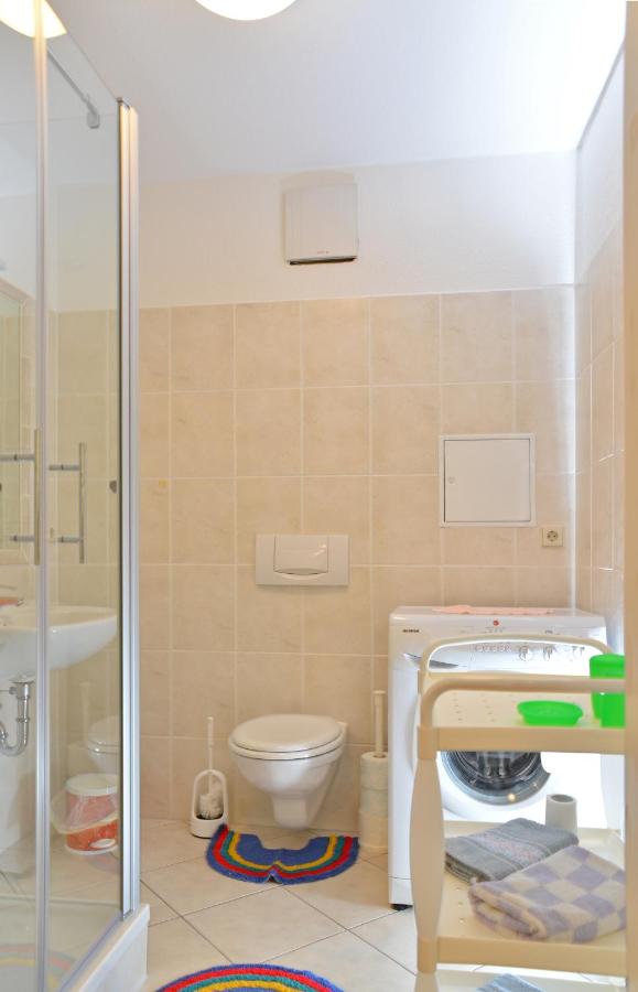 Appartamento con doccia