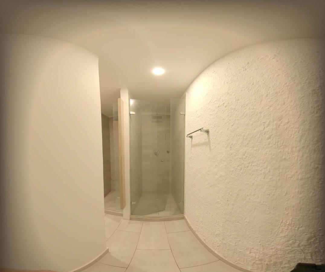 Basic Dreibettzimmer mit Gemeinschaftsbad