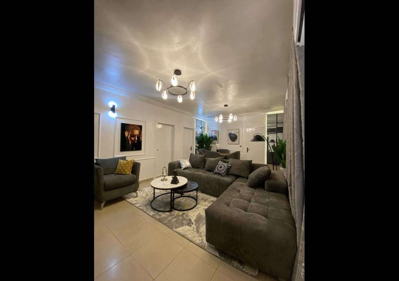B&B Lagos - Exquisite Lekki Phase1 Apartment - Bed and Breakfast Lagos