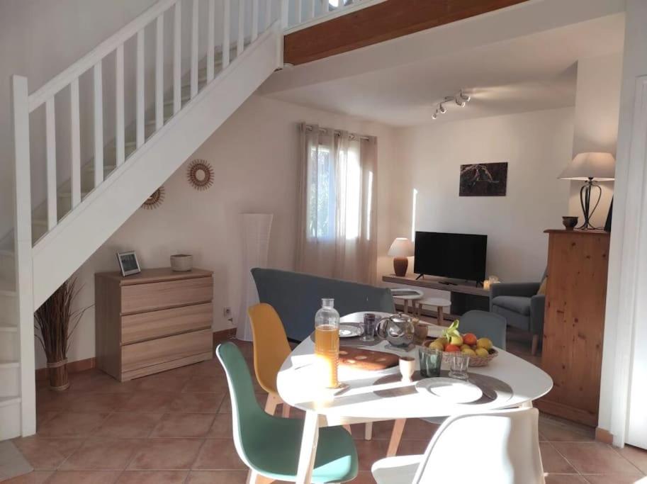 Maisonnette dans les Alpilles CLASSEE 3 ETOILES TOURISME - B&B