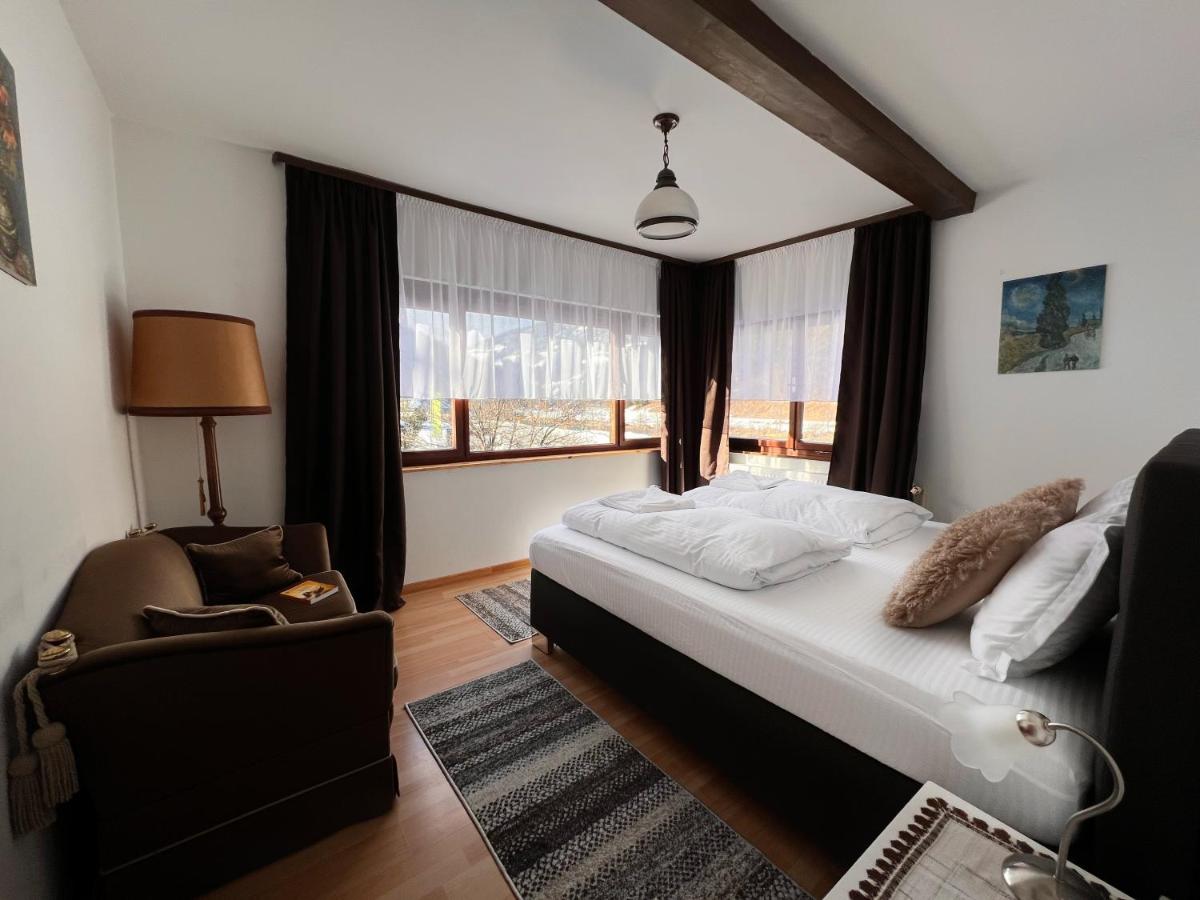Quadruple Room with Mountain View