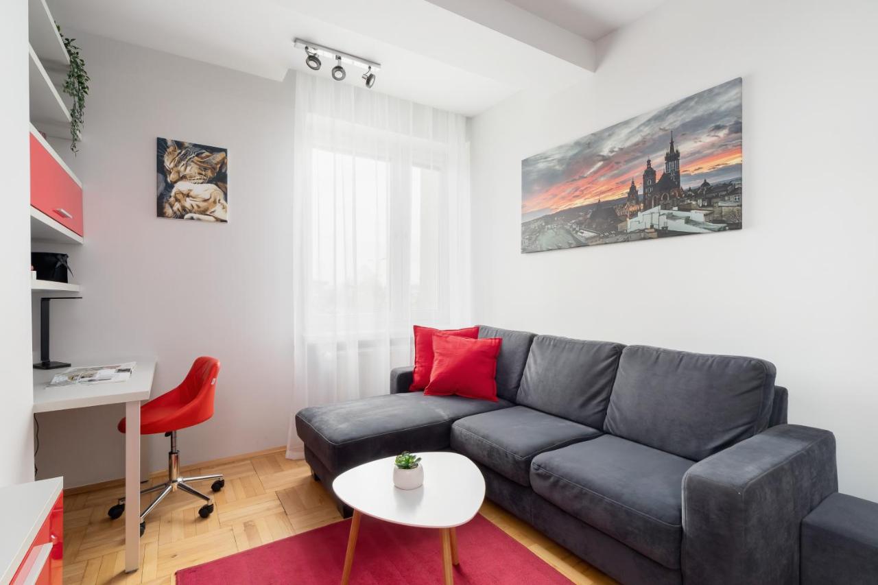B&B Cracovia - Łagiewniki Sanctuary One Bedroom Apartment by Renters - Bed and Breakfast Cracovia