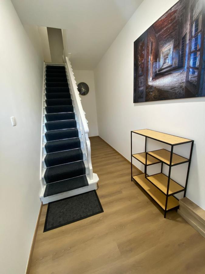 D-012 Bel appart et balcon climatisé parking privé gratuit sur demande - B&B Charleroi