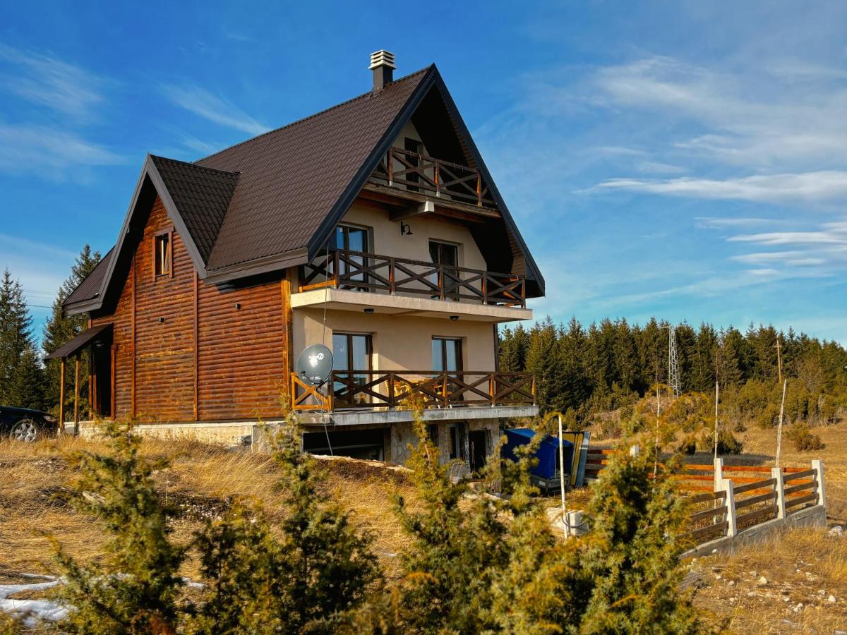 Savoja Žabljak - Bed and Breakfast Žabljak