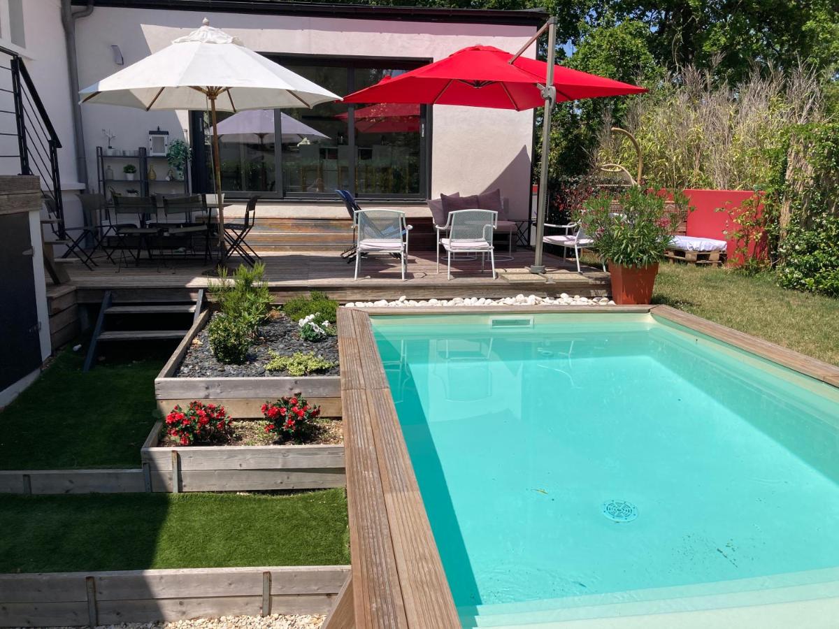 villa 7 chambres piscine 35 mn Paris - Chambres d’hôtes