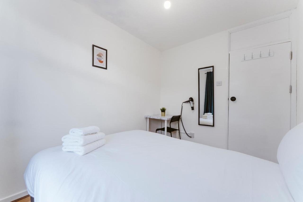 Double Room with Shared Bathroom