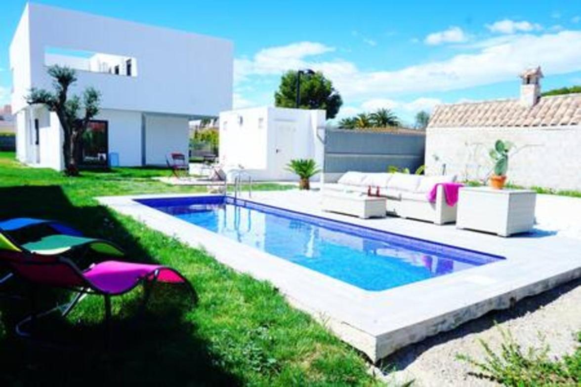 B&B Vinaroz - Villa Puerto Blanco con piscina privada AA WiFi - Bed and Breakfast Vinaroz