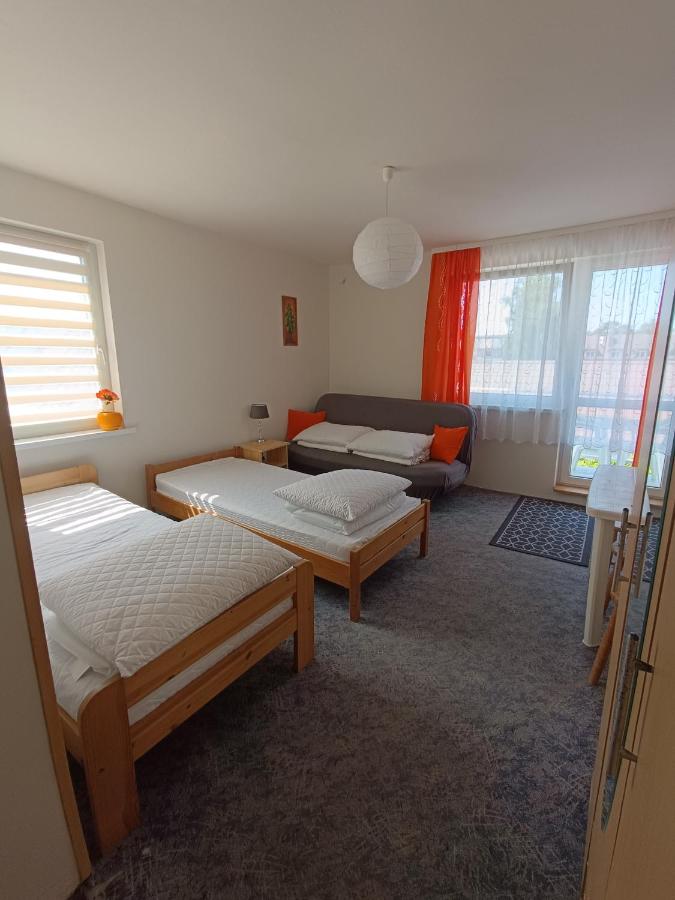 Chambre Quadruple avec Salle de Bains