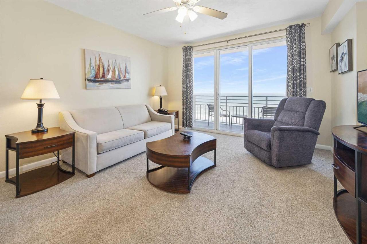 Luxury 18th Floor 1 BR Condo Direct Oceanfront Wyndham Ocean Walk Resort Daytona Beach | 1808 - B&B Daytona Beach