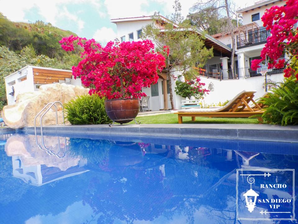 Rancho San Diego, Villa llena de Vida VIP - B&B Ixtapan de la Sal