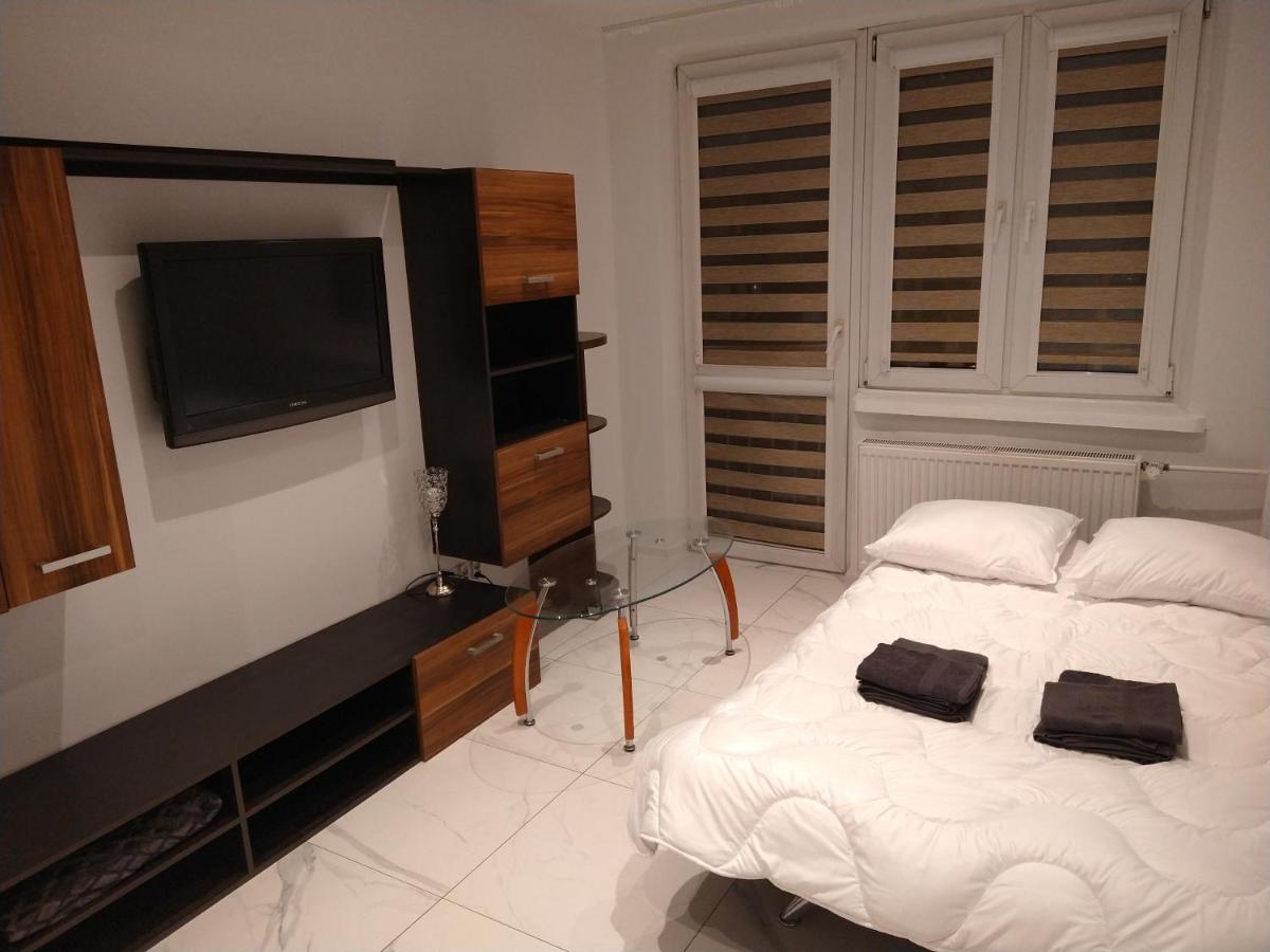 B&B Neusandez - Trzy Korony Apartament - Bed and Breakfast Neusandez