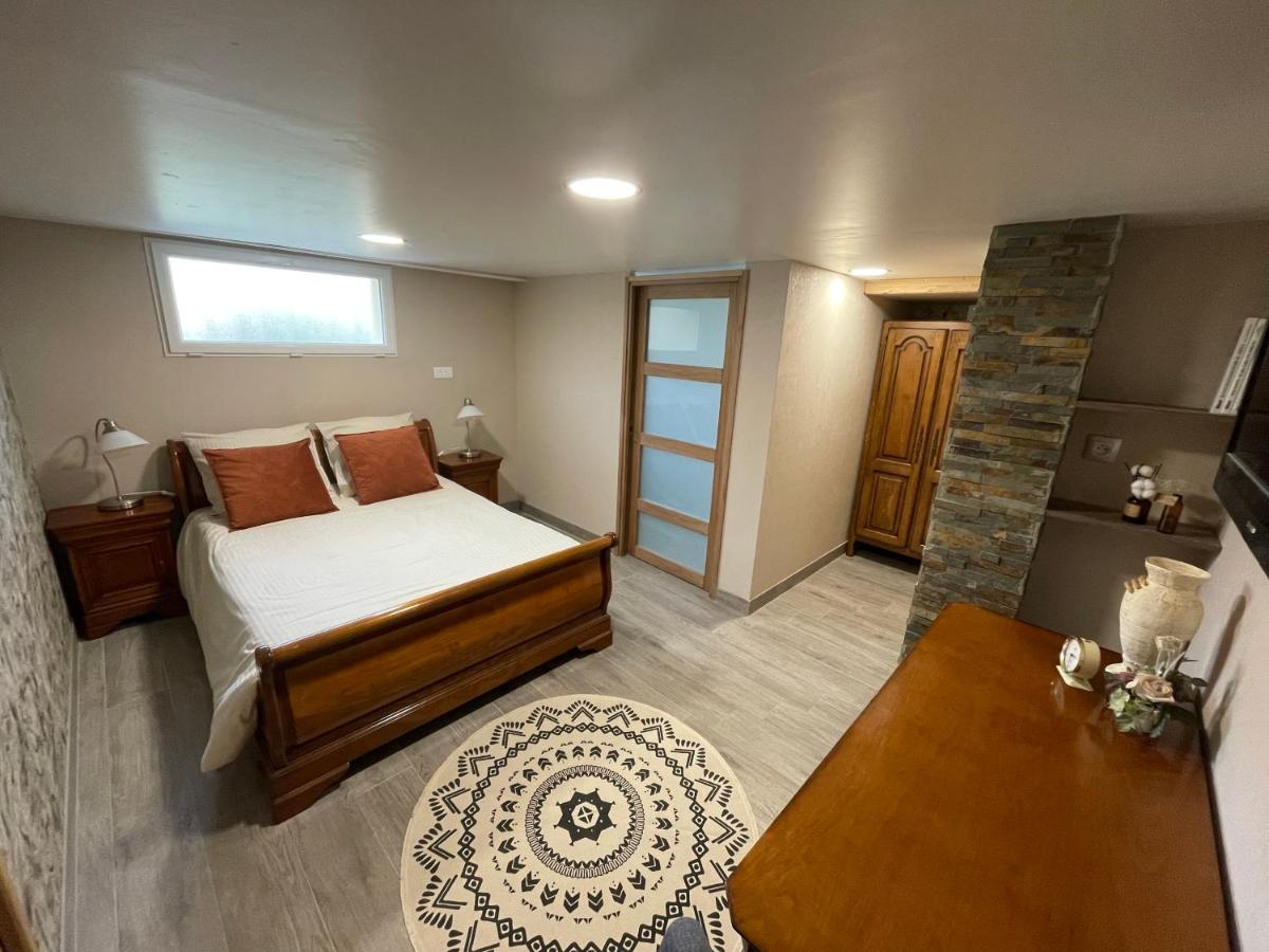 Le p'tit clos de Choz (1 ou 2 chambres) - Ferienwohnung Chozeau