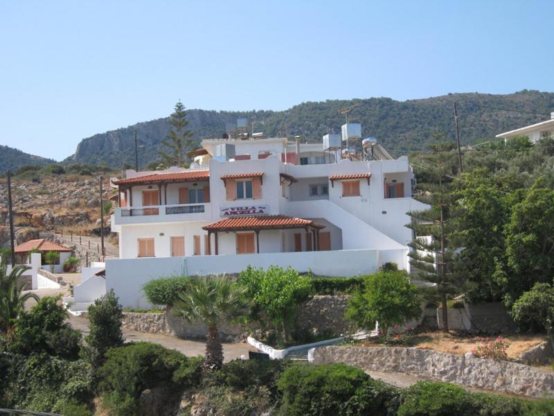 Villa Angela - Bed and Breakfast