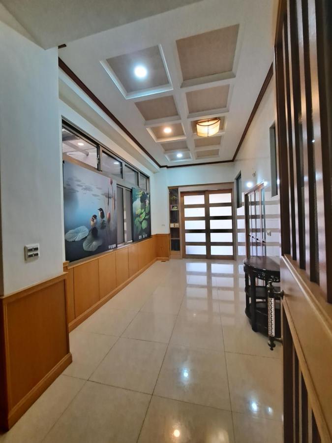 Superior Family Room