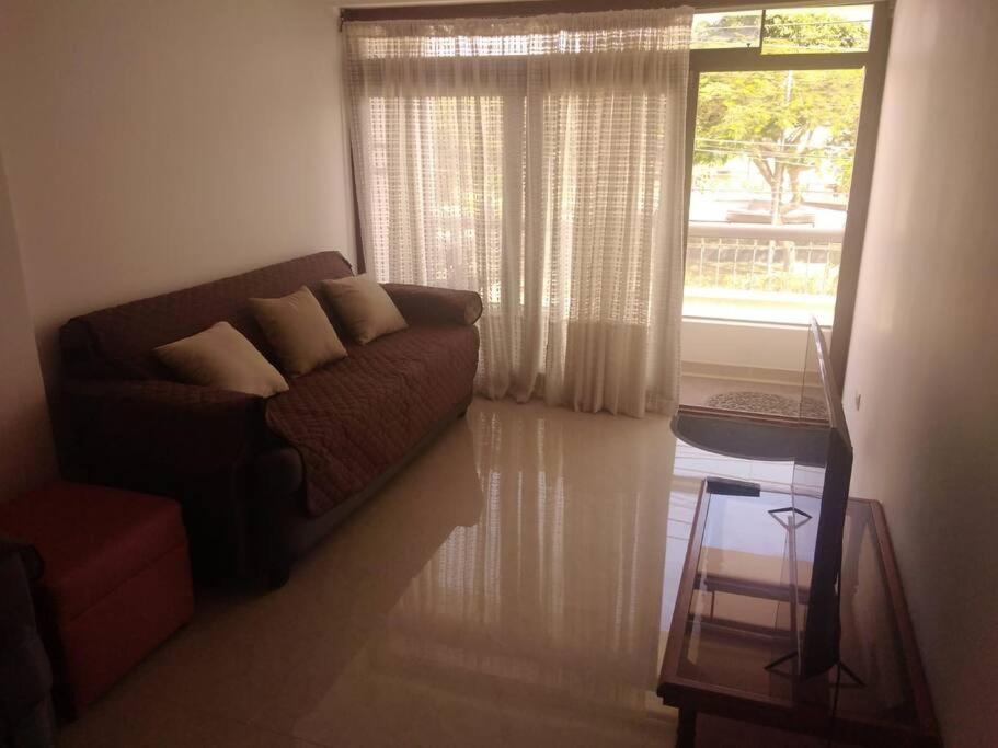 Hermoso Dpto Cerca al Mar - B&B Huacho