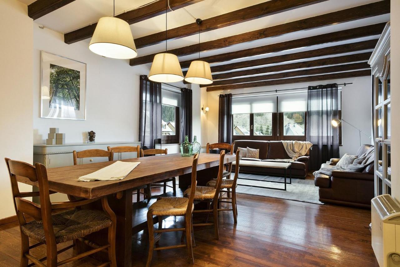Luderna - Apartamento con terraza Bonaigua B2 Salient - Bed and Breakfast