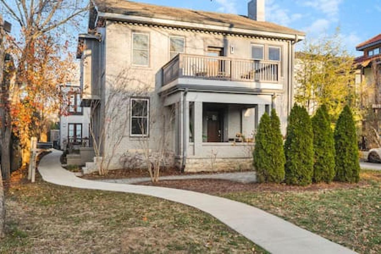Belmont Retreat walk to Restaurants, Coffee, 12 South - Bed and Breakfast Nashville