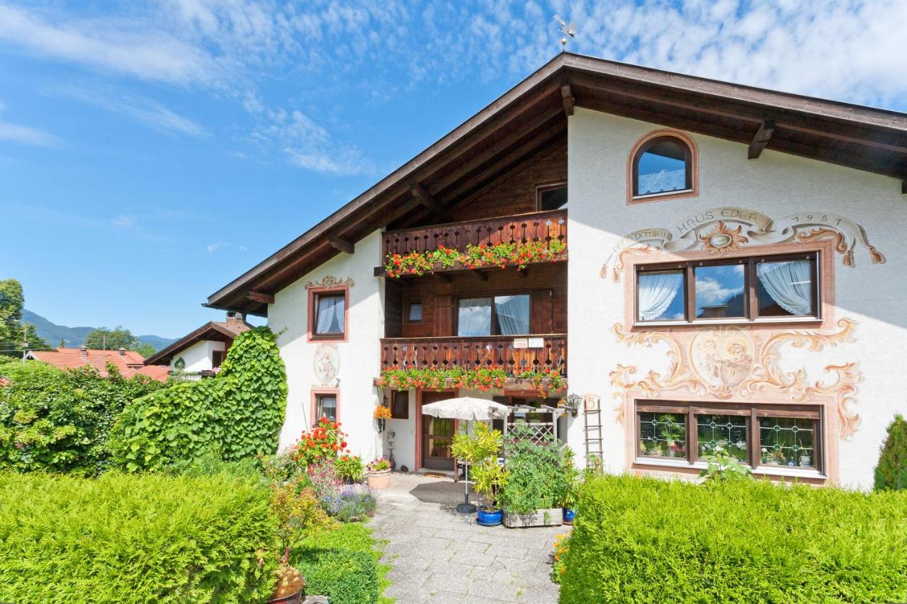 B&B Oberammergau - Gästehaus Eder Oberammergau - Bed and Breakfast Oberammergau