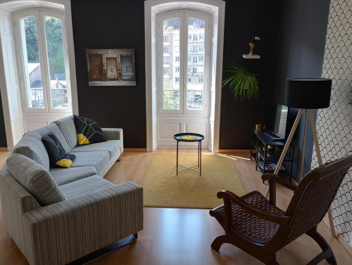 Tulle : bel appartement lumineux en centre ville - B&B