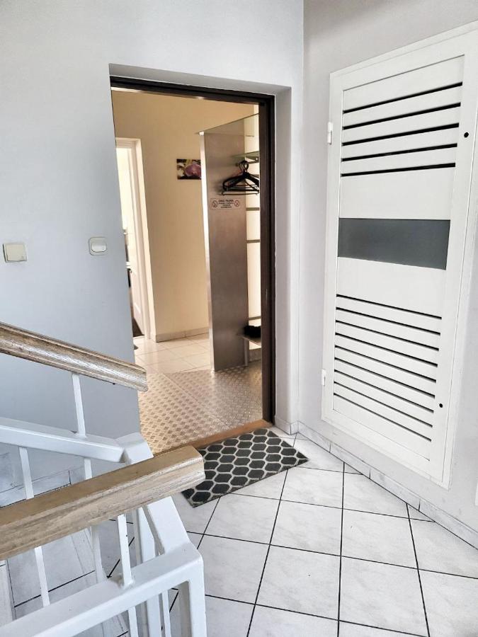Apartament przy Alejach Jerozolimskich - B&B
