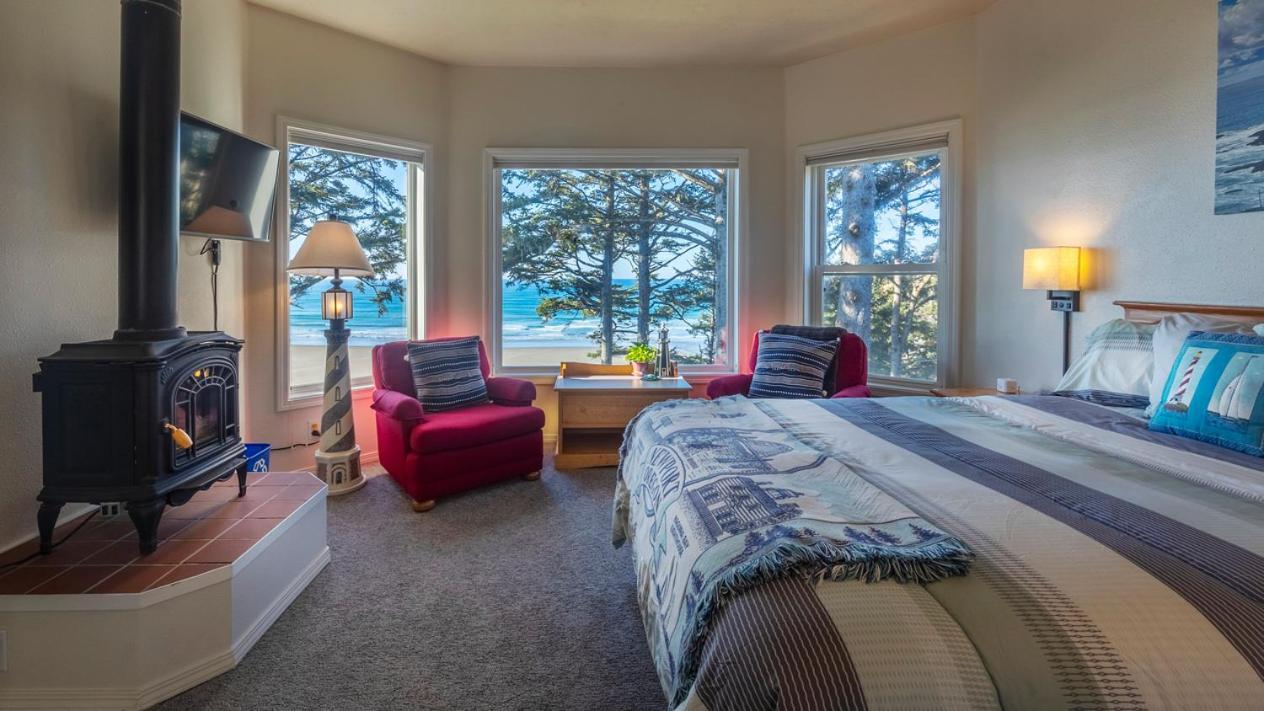 Deluxe Triple Room with Sea View
