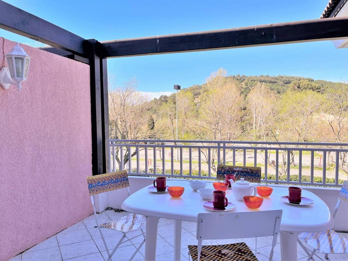 Duplex familial avec terrasse, proche plage, parking privé - 4 couchages, Le Lavandou - FR-1-251-541 - B&B