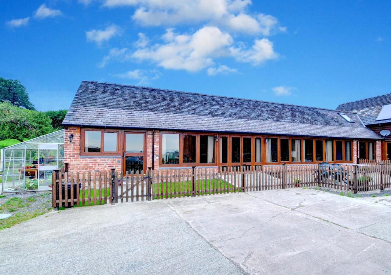 Barn 1 - B&B