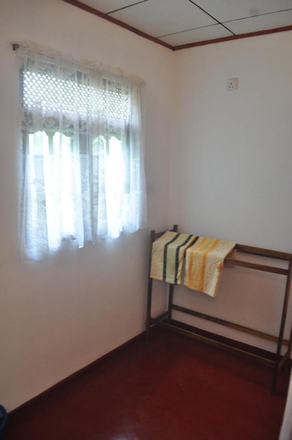 Sea Breeze Inn Talalla - B&B